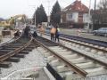 Přímé koleje za vjezdovým obloukem do smyčky Divoká Šárka jsou již opravdu prvními movými metry kolejí v Evropské ulici. | 07.03.2023