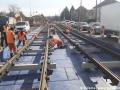 Práce na výstavbě tramvajové tratě systéímem W-tram v Evropské ulici. | 17.03.2023