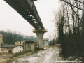 V lednu 2003 chyběly ke spojení hlubočepské estakády poslední dvě mostní pole. | 21.12.2002