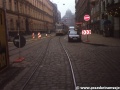 Provizorní vyosení tramvajové tratě u ulice Nekázanka.