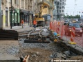Vznikající křižovatka Mánes, k jejímuž dokončení chybí jen sjezdová výhybka koleje z centra | 13.6.2010