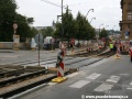 Výjezd ze Žofína automobilům zajišťuje urychleně dokončená část tratě. | 13.8.2011