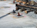 Zatímco betonové podložky zůstanou, kovové přípravky se vyjmou | 14.7.2009