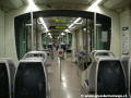 Nočně osvícený interiér nízkopodlažní tramvaje Alstom Citadis 302 | 10.-15.7.2008