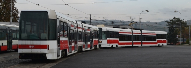 Jak vůz RT6N1 ev.č.1804 definitivně opustil Brno. | 26.10.2015