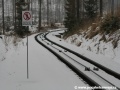 Pohled na zasněženou trať pozemní lanové dráhy Starý Smokovec - Hrebienok s tažným lanem vozu č.1 | 17.3.2009