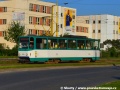 604 prichádza ku kruhovému objazdu na Moldavskej ceste. | 30.4.2012