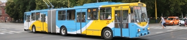 Trolejbus Škoda 15 Tr 10/7 #1001 v centru města. | 21.7.2019