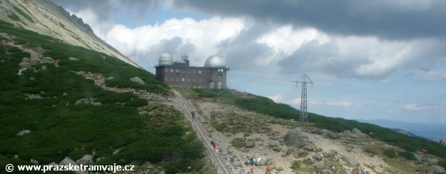 Observatoř Slovenské akademie věd na skalnatém plese byla propojena se stanicí visuté lanové dráhy z Tatranské Lomnice úzkokolejnou drážkou, z které dnes již zbývají jen jednotlivé úseky | 21.8.2008