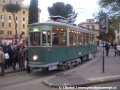 Piazza di Porta Maggiore, historický tramvajový vůz MRS ev. č. 2137 je přistaven pro objednanou jízdu historickým centrem města. | duben 2010