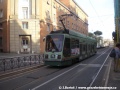 Via Flaminia, Socimi na lince č. 2 zachycena při jízdě ve směru k Piazza Antonio Mancini. Tramvajová trať Flaminio - Ponte Milvio byla vůbec první tramvajovou tratí v Římě (a svého času i jednou z prvních tratí zrušených). | duben 2010