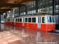 Jednotka 405 953-1+905 953-6 očekává na 3. nástupišti stanice Štrba své cestující | 16.3.2009