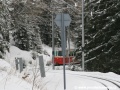 Jednotka ozubnicové železnice 905 953-6+405 953-1 klesá k Tatranskému Lieskovci | 16.3.2009