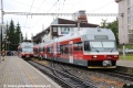 Na Štrbském Plese vyčkávají jednotky řady TEŽ 425 965-1 a 425 951-1+425 964-4. | 11.7.2018