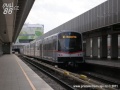 Souprava metra V/v na konečné stanici Ottakring jako lina U3 do Simmering. | 8.7.2007