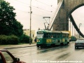 Vůz 102Na ev.č.2063 na lince 16 přejíždí most Grunwaldzki | 20.5.2003