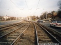 Původní podoba tramvajové tratě Prašný most - Hradčanská v otevřeném kolejovém svršku po rekonstrukci z roku 1994 | 9.3.2002