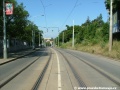 Levý oblouk tramvajové tratě v ulici U Plynárny.