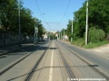 Tramvajová trať v přímém úseku ulice U Plynárny před zastávkami Plynárna Michle.
