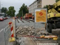 Rekonstrukce stávajícího úseku tramvajové tratě dospěla s pokládáním kolejových polí až na samotné Vítězné náměstí. | 1.6.2011