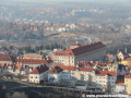 A v sousedství Lorety vidíme Černínský palác, sídlo Ministerstva zahraničních věcí, s jehož stavbou se začalo v roce 1669. | 16.3.2012