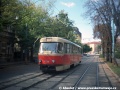Vůz #7720, vypravený na linku 8, přijíždí k zastávce Predstanicne namestie. V současné době takovou zastávku v Bratislavě nenalezneme, první zastávka od smyčky Hlavná stanica se dnes jmenuje Kooperativa. | 20.9.1997