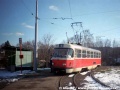 Vůz T3 ev.č.43 byl ve smyčce Vratislavice, výhybna vyfotografován i v nástupní zastávce | 11.3.1998