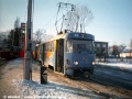Další snímek z výhybny České mládeže přináší jednu ze souprav vozů T3SUCS, které společně s vozy T2R zajišťovaly provoz na lince 3. Na snímku je souprava vozů ev.č.70+71 s reklamním nátěrem Tex-Color na prvním voze soupravy | 2.2.1998
