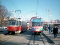 Na stejném místě bylo vyfotografováno míjení souprav vozů T3SUCS ev.č.76+77 a T2R ev.č.26+27 na lince 3. Vzhled soupravy vozů ev.č.76+77 je připomínkou dřívějšího stavu libereckých tramvají | 11.3.1998