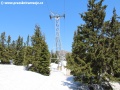 Nosná podpěra č.5 horního úseku lanové dráhy na Sněžku obsahuje v kladkové baterii pro každé lano 4 kladky vedoucí lano. | 30.4.2012