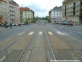 Původní podoba tramvajové tratě mezi křižovatkou Prašný most a křižovatkou Vítězné náměstí.