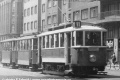 Souprava motorového a dvou vlečných vozů vypravená na linku 11 ve Vinohradské ulici. | 1965