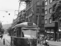 Vůz T1 ev.č.5078 vypravený na linku 16 vjíždí do zastávky Štěpánská v Ječné ulici, která byla ještě obousměrná. | 29.6.1980