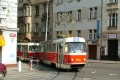 Souprava vozů T3 ev.č.6730+6731 vypravená na linku 10 manipuluje ve smyčce Náměstí Bratří Synků. | 6.3.2004