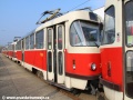 Vůz T3SUCS ev.č.7048 odstavený na povrchové koleji v Ústředních dílnách. | 23.3.2012