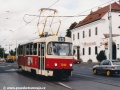 Vůz T3SUCS ev.č.7232 vypravený na linku 25 míří Bělohorskou ulicí od smyčky Bílá Hora k Malému Břevnovu. | 30.8.2003