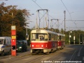 Souprava vozů T3M ev.č.8019+8020 vypravená na linku 24 stanicuje v zastávce Nádraží Vršovice. | 28.8.2006