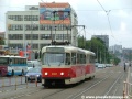 K zastávce Dejvická se blíží souprava vozů T3R.PV ev.č.8151+8152 vypravená na linku 20. | 6.6.2006