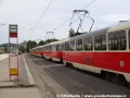 Odstavené vozy T3R.P ve smyčce Nádraží Braník. | 30.6.2004