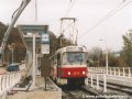 Souprava vozů T3R.P ev.č.8373+8364+8365 stanicuje v zastávce Hlubočepy. | 1.11.2003