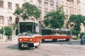 Souprava vozů T6A5 ev.č.8649+8650 vypravená na odkloněnou linku 3, která je již dodatkově nazývána X-B (čelní orientace na palubní desce řidiče). Plnohodnotná linka X-B však vyjede do ulic až 2. září 2002. | 24.08.2002