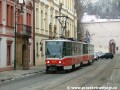 Souprava vozů T6A5 #8671+8672 vypravená na linku 14 v závěrečné části Letenské ulice u Valdštejnské zahrady | 27.1.2005