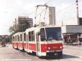 Vůz KT8D5 ev.č.9004 vypravený na linku 17 opustil zastávku Nádraží Holešovice | 24.7.2003