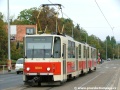 Vůz KT8D5 ev.č.9041 vypravený na linku 1 zachycený na netradičním místě, u zastávky Hadovka. | 8.10.2005