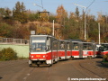 Vůz KT8D5 ev.č.9044 vypravený na linku 26 manipuluje na střední koleji smyčky Nádraží Hostivař. | 30.10.2010