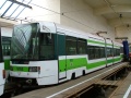 Měsíce odstavený vůz RT6N1 ev.č.9103 ve vozovně Pankrác působil zbídačeným dojmem. | 28.3.2006