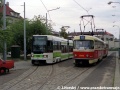Vůz RT6N1 ev.č.9103 vypravený na linku 18 manipuluje ve smyčce Vozovna Pankrác ve společnosti soupravy vozů T3 na stejné lince vedené vozem ev.č.6943. | 16.5.1999