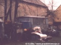 Bývalý vlečný vůz DP Praha ev.č.940 nyní slouží jako sklad v Čečelici. | 30.11.2002 